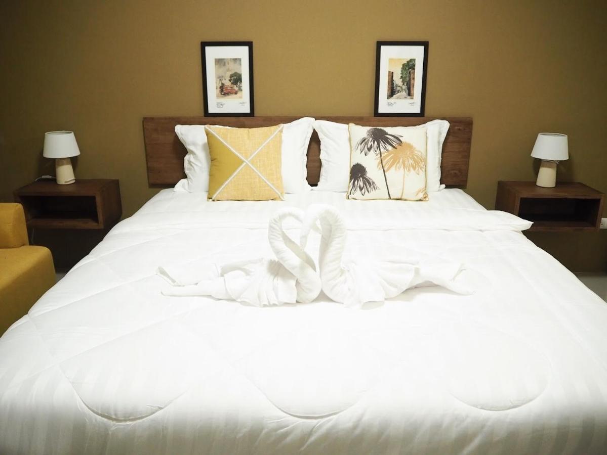 Отель Bua House Poshtel Чиангмай Экстерьер фото